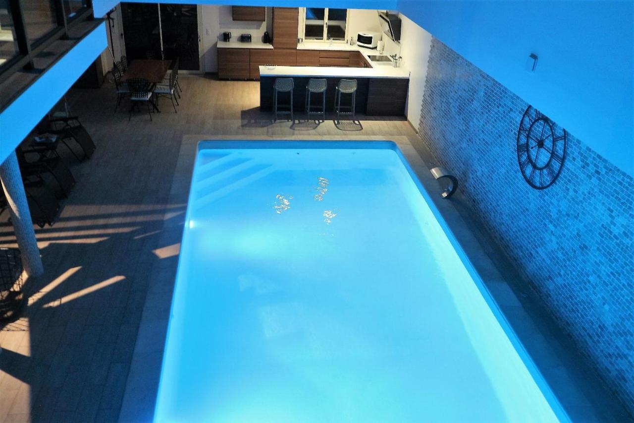 Gite Jet D'Eau Avec Piscine Interieure 30 Minutes Versailles Montainville  Екстер'єр фото